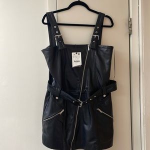 Gorgeous real leather jumper with silver zippers perfect for the wardrobe